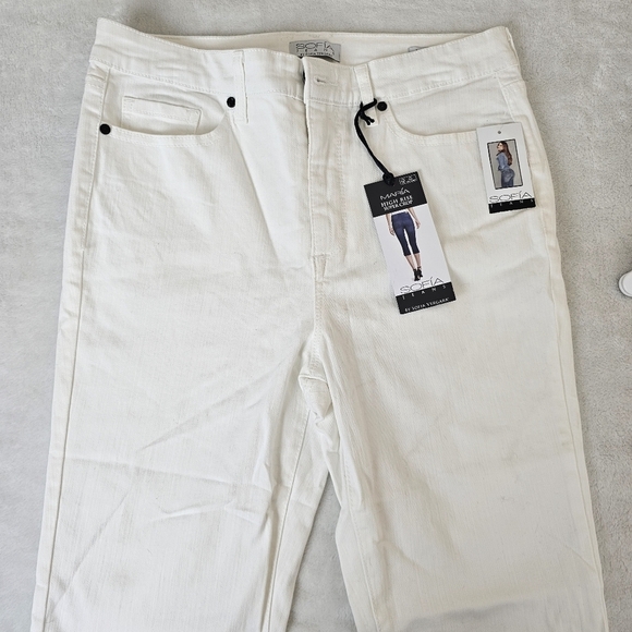 Sofia Jeans by Sofia Vergara White Maria Super Cropped Skinny Jeans Size 10 - Picture 12 of 13